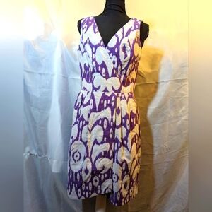 Nwot beautifully Tailored dress , fully lined size 10